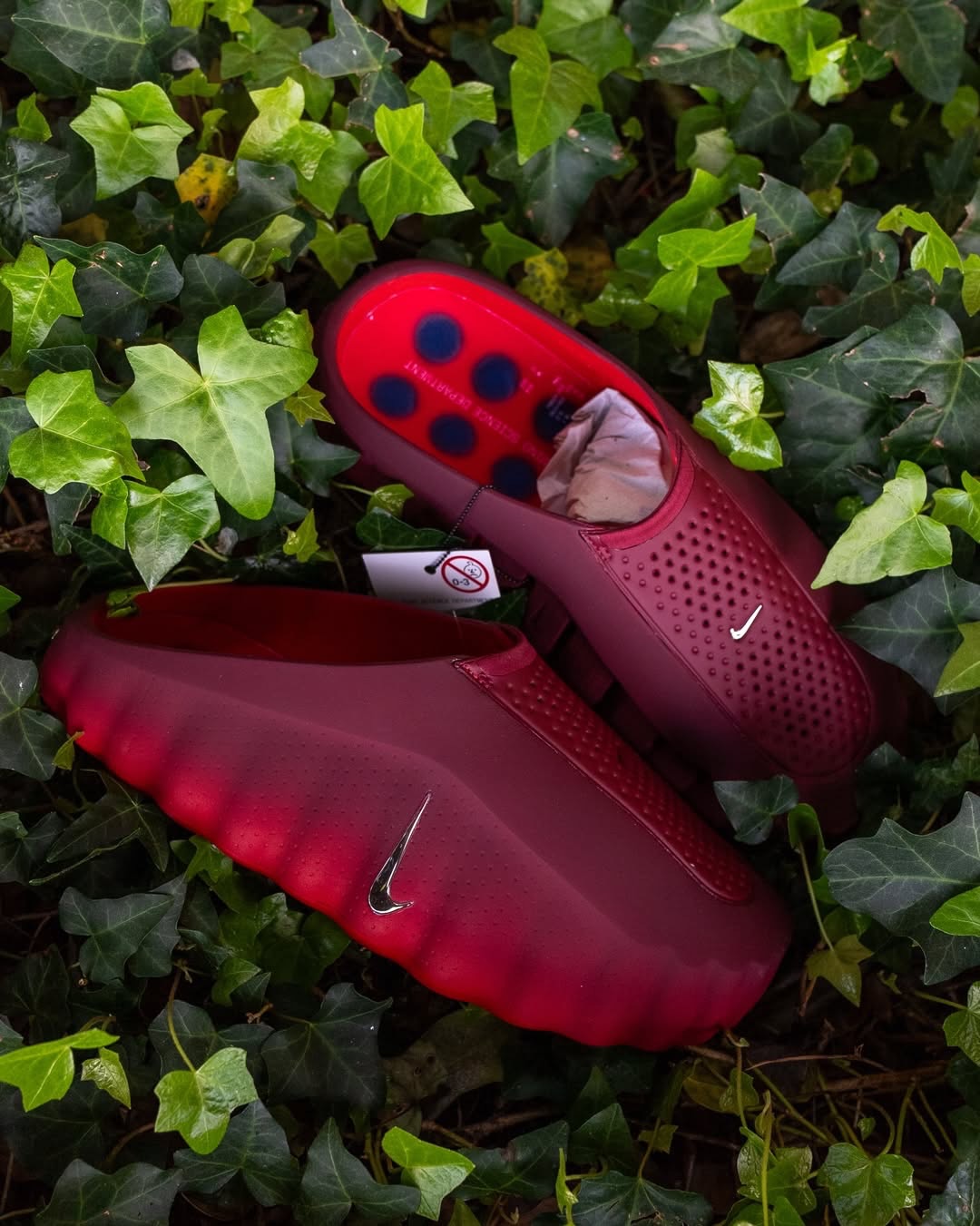 Nike Mind 001 Slide - "Team Red/University Red"