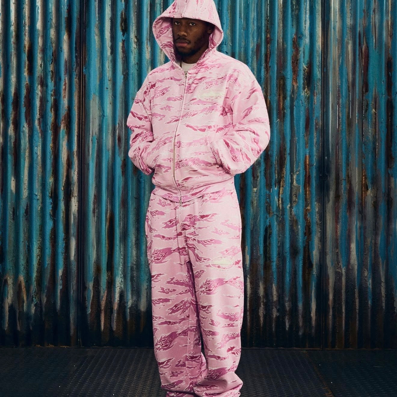 Corteiz Island Puff Open Hem Sweatpant - "Pink Tiger Camo"
