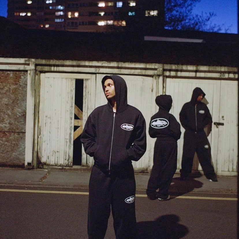 Corteiz Island Puff-Print Zip-Up Hoodie - "Washed Black"