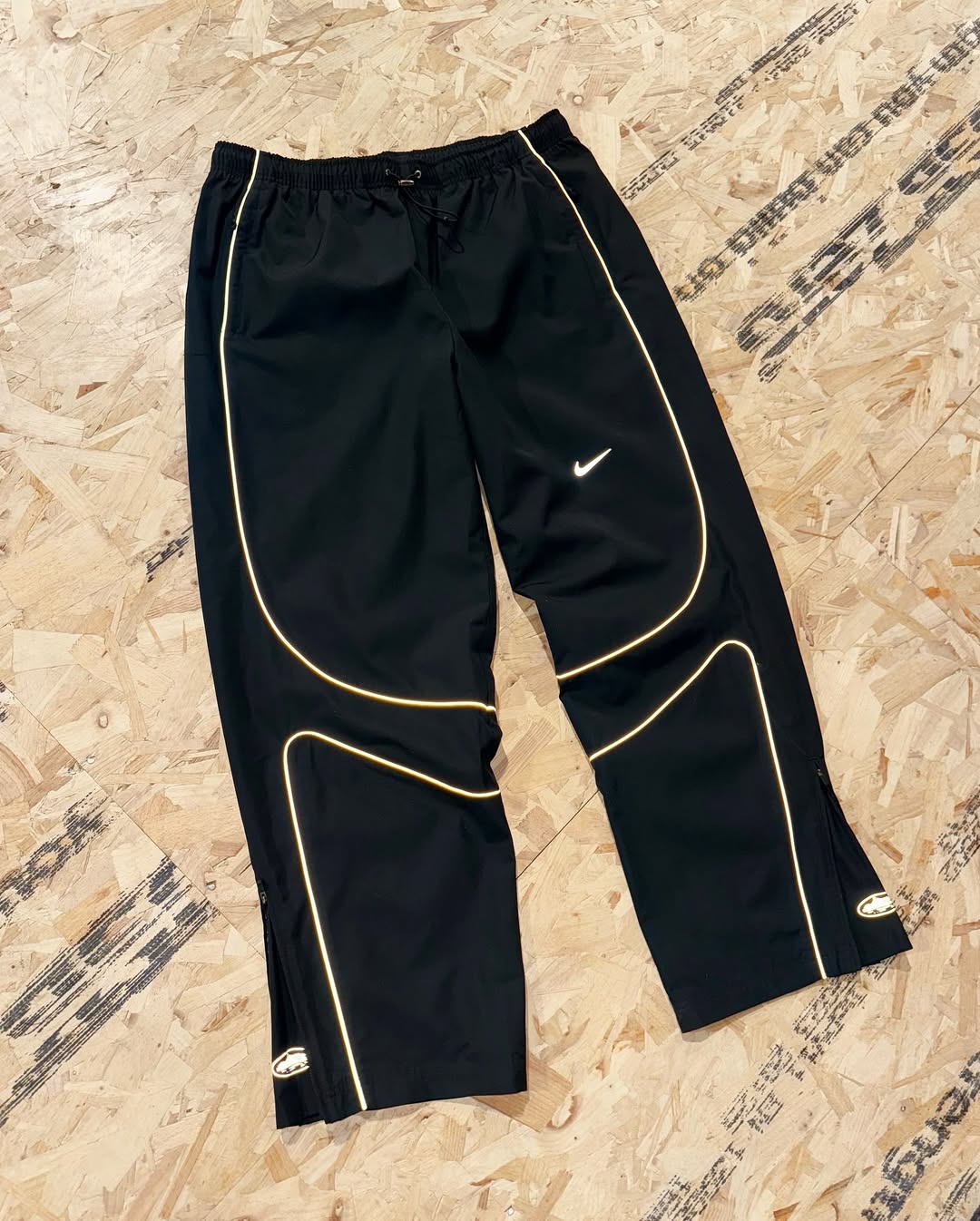Corteiz x Nike NRG Pant - "Onyx"
